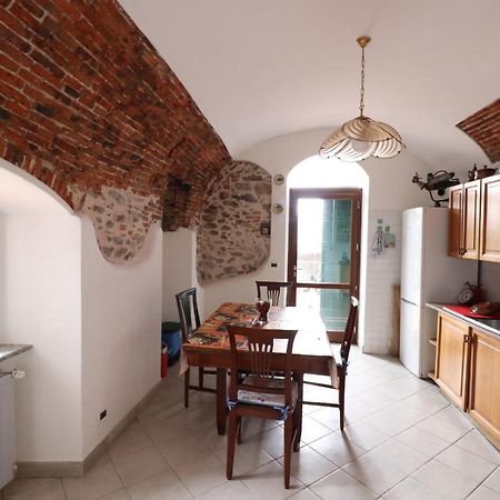 Appartamento In Borgata Storica Boissano 外观 照片